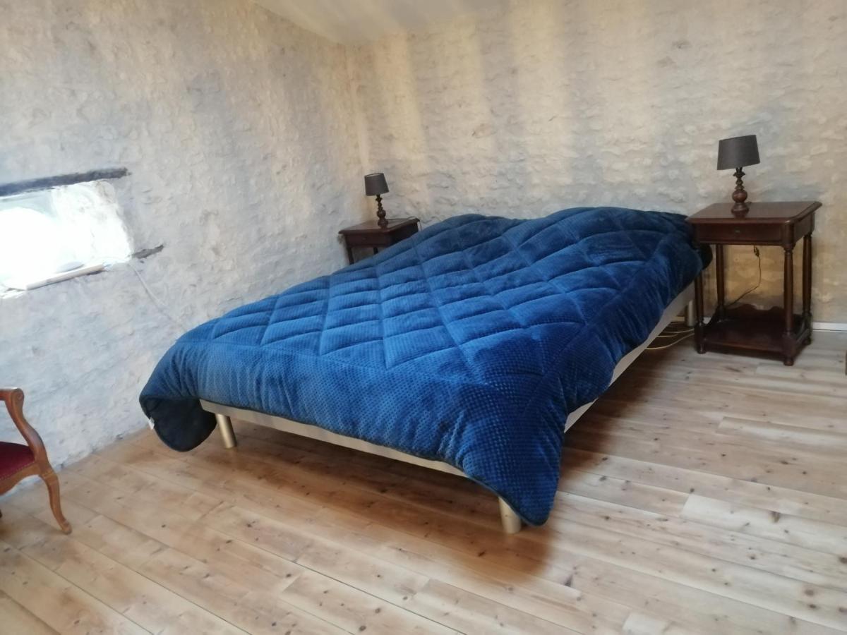 Bed and Breakfast Tetes A L'Air Montils Exterior foto