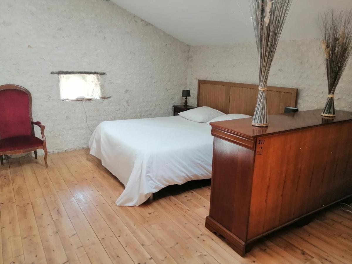 Bed and Breakfast Tetes A L'Air Montils Exterior foto