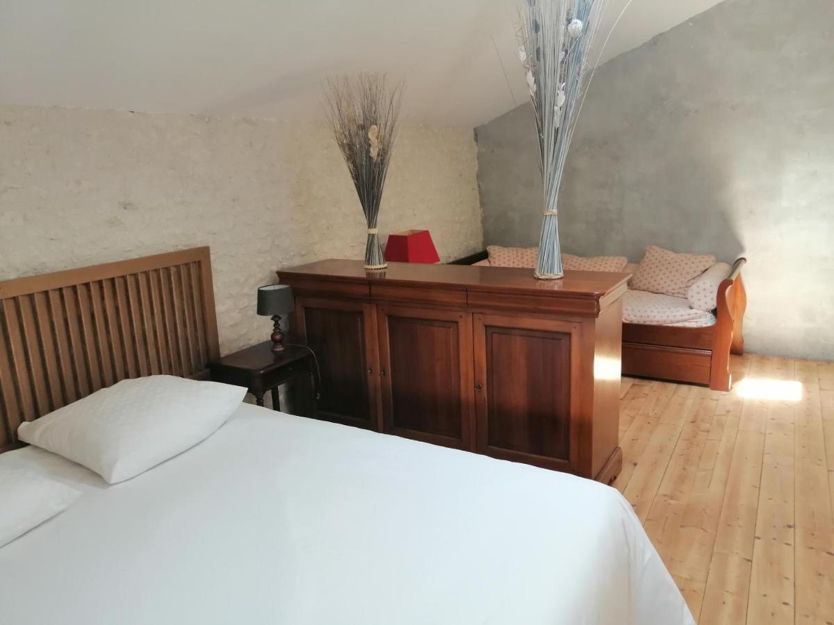 Bed and Breakfast Tetes A L'Air Montils Exterior foto