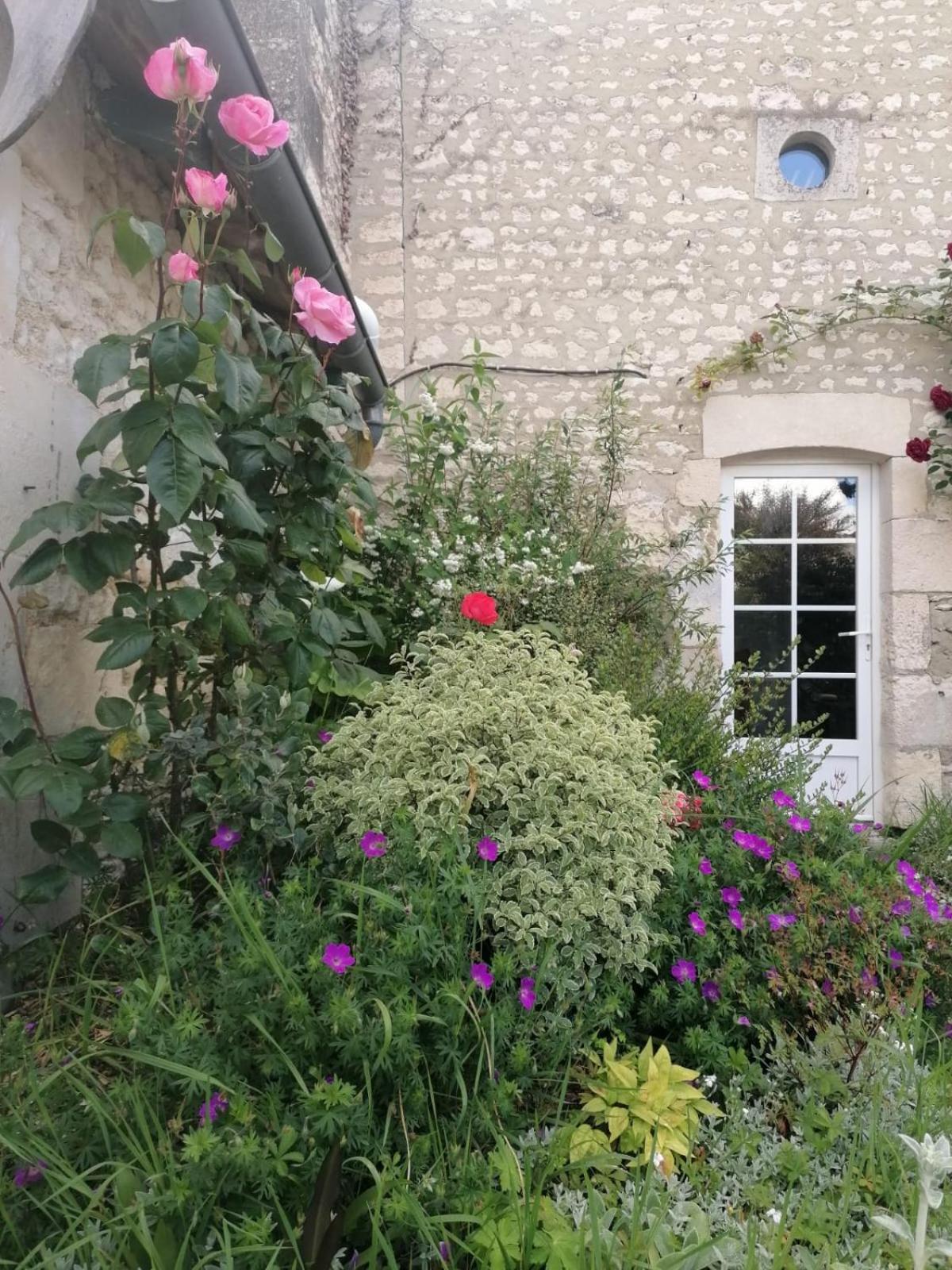 Bed and Breakfast Tetes A L'Air Montils Exterior foto