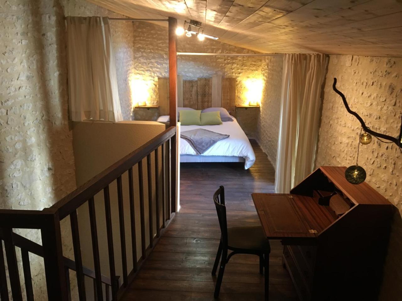 Bed and Breakfast Tetes A L'Air Montils Exterior foto