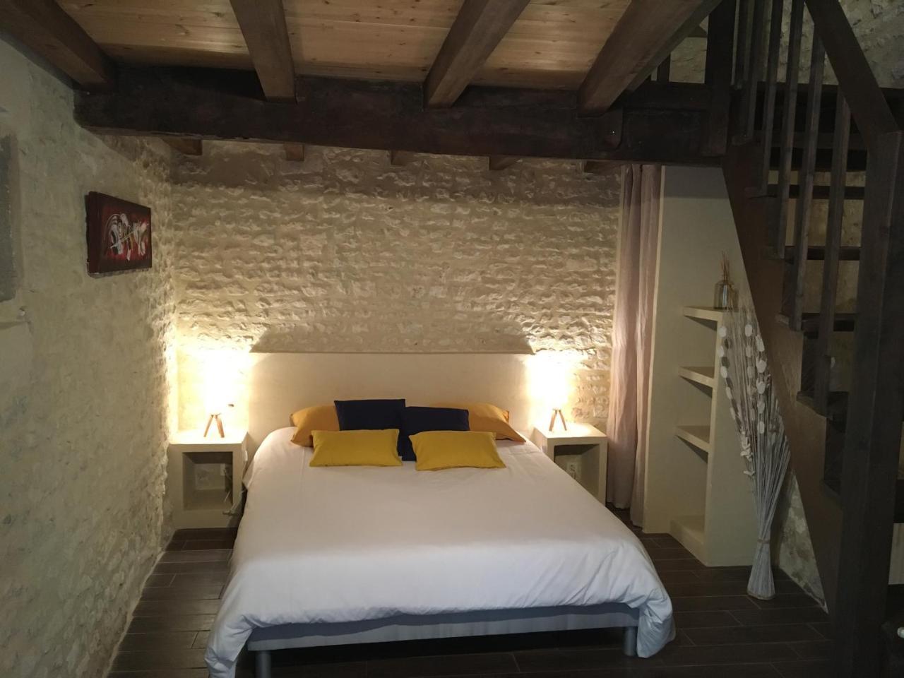 Bed and Breakfast Tetes A L'Air Montils Exterior foto