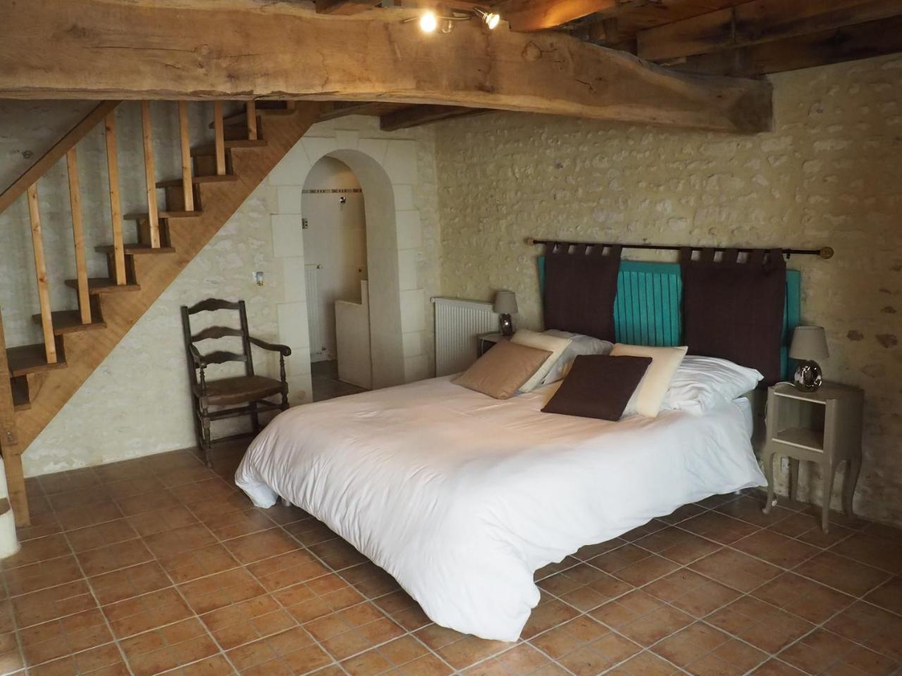 Bed and Breakfast Tetes A L'Air Montils Exterior foto