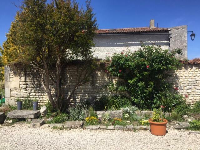 Bed and Breakfast Tetes A L'Air Montils Exterior foto