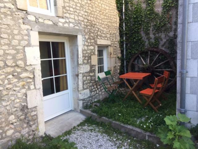 Bed and Breakfast Tetes A L'Air Montils Exterior foto