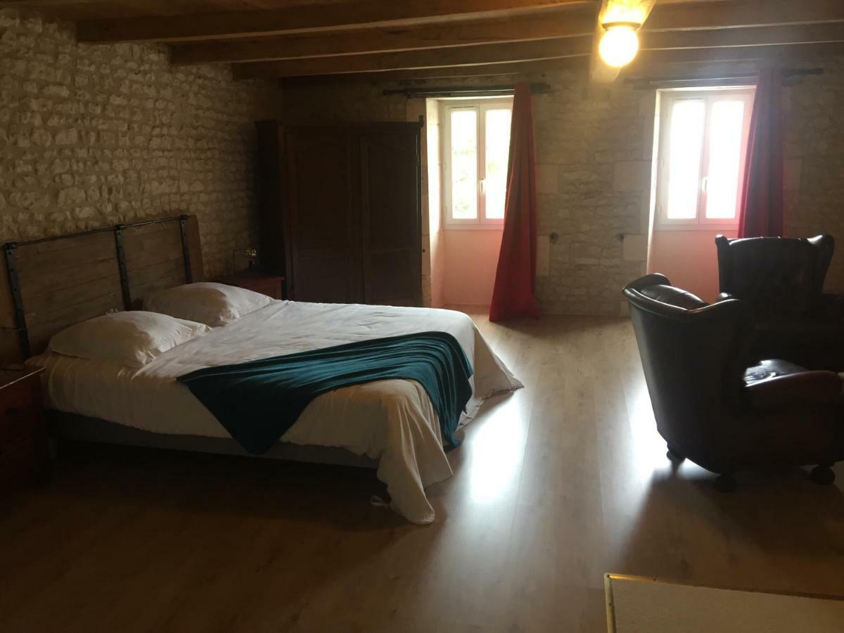 Bed and Breakfast Tetes A L'Air Montils Exterior foto