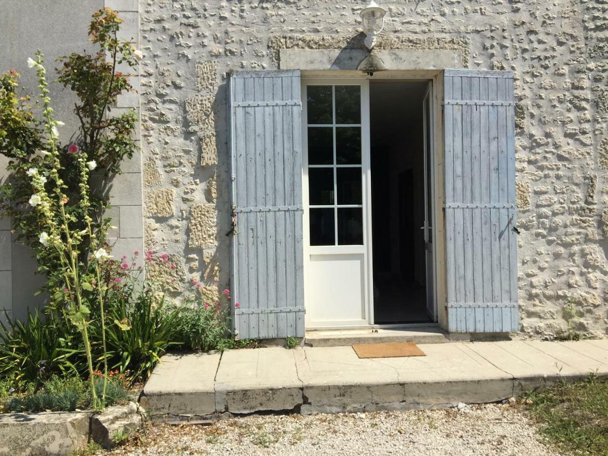 Bed and Breakfast Tetes A L'Air Montils Exterior foto